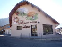 Coopérative laitière, Grande Rue, La Chambre, Tél : 04.79.56.31.00, Fax : 04.79.56.26.59